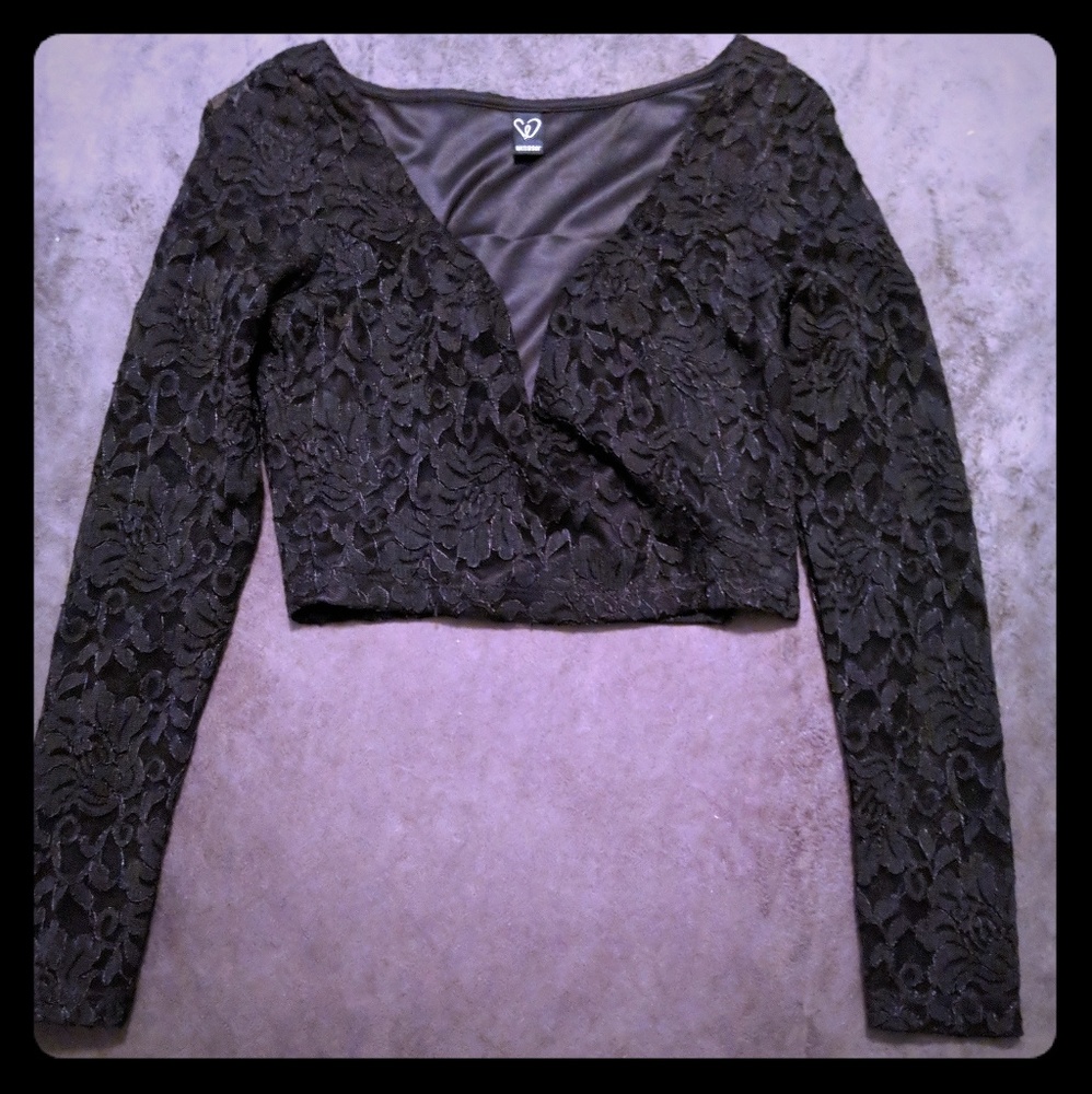 Structured crop blouse